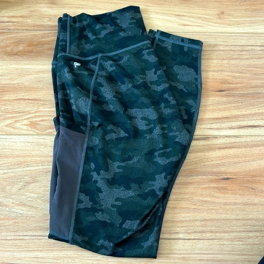 Camo Leggings Fabletics Powerhold